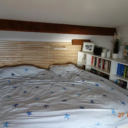 House On Atlantic Ocean On Dune Overlooking And Ocean * Soulac-sur-Mer